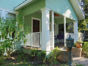 103 6th St in Sugar Land, TX - Building Photo - Building Photo