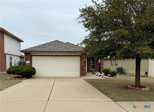 property at 5515 Lions Gate Ln