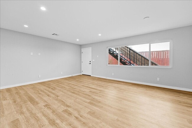 941 Normandie Ave in Los Angeles, CA - Building Photo - Building Photo