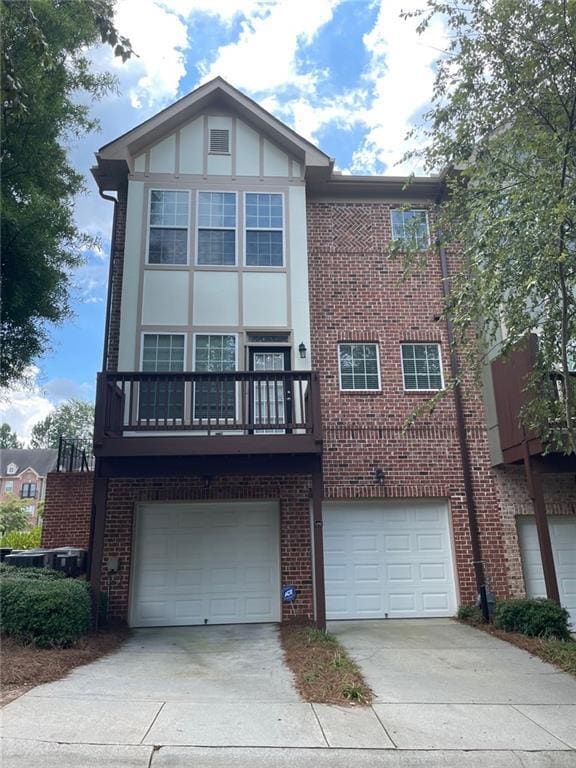 property at 1292 Ashford Creek Way NE