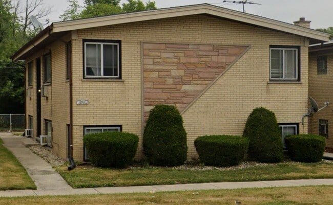 18411 Torrence Ave, Unit 1