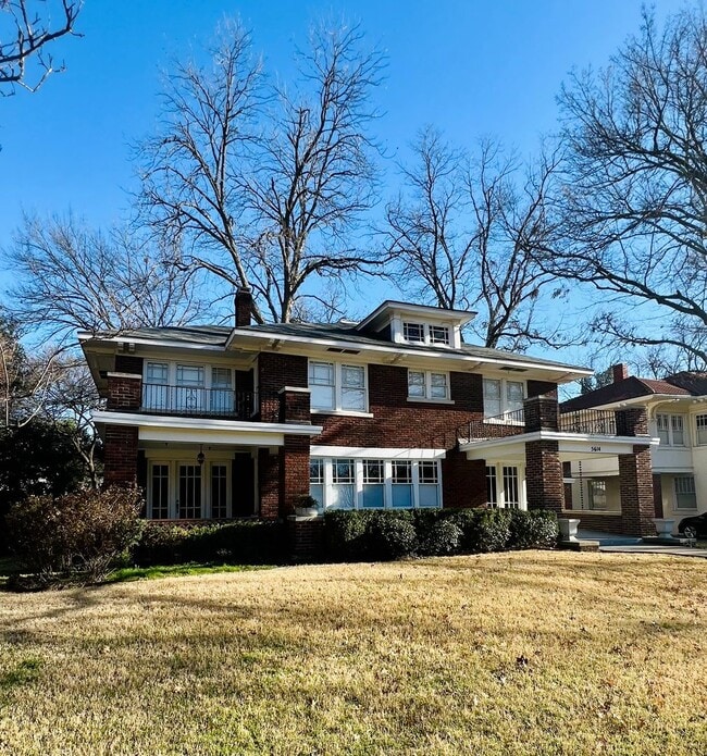 property at 5614 Swiss Ave