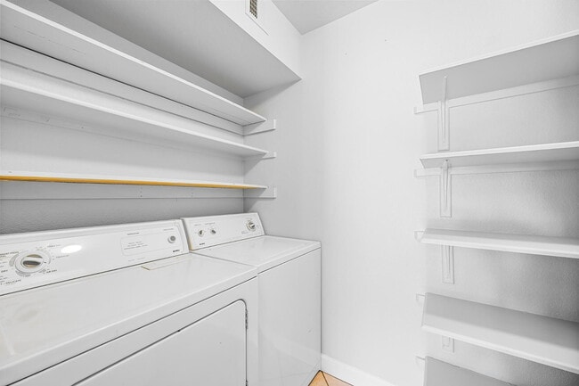 property at 1455 N Alma School Rd