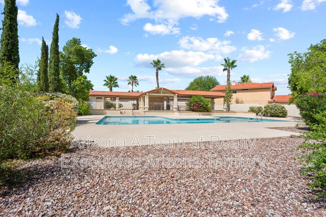 property at 9413 N Albatross Dr