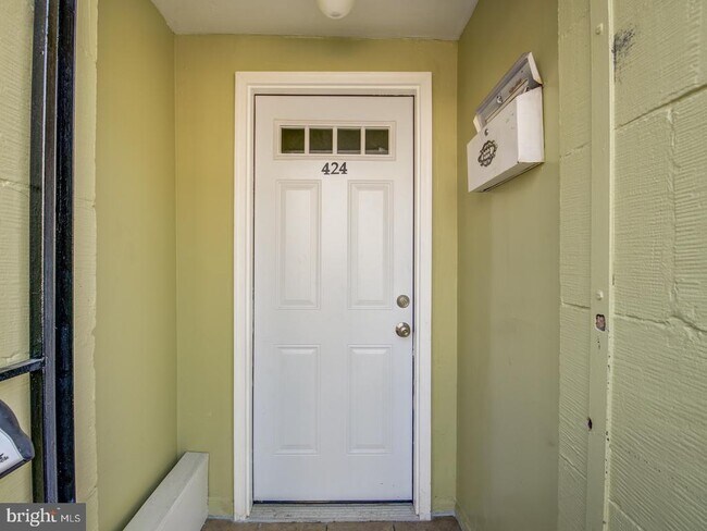 property at 424 Elm St NW