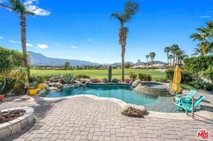 56645 Mountain View in La Quinta, CA - Building Photo