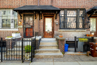 251 Brooklyn Ave in Brooklyn, NY - Building Photo - Building Photo