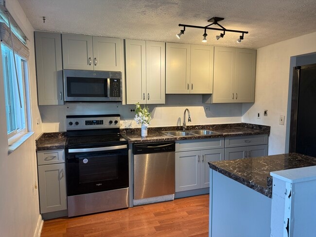 property at 1770 Minturn Dr
