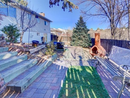 805 Paradise Ln, Unit Upper level of duplex in Colorado Springs, CO - Building Photo - Building Photo