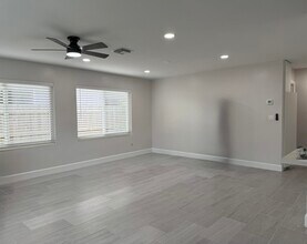 1405 N J Terrace in Lake Worth Beach, FL - Building Photo - Building Photo