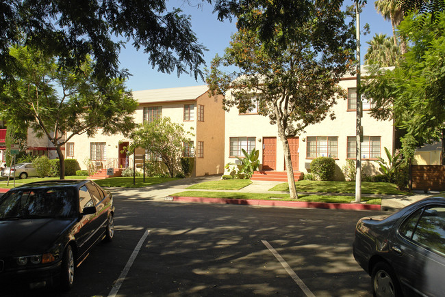 1239 N Detroit St in Los Angeles, CA - Building Photo - Building Photo