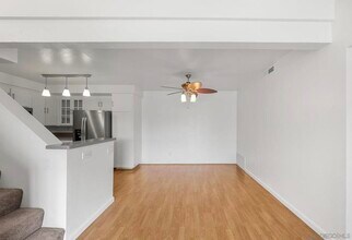 12213 Carmel Vista Rd in San Diego, CA - Building Photo - Building Photo