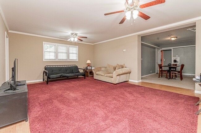 1113 NW 3rd St in Abilene, KS - Building Photo - Building Photo