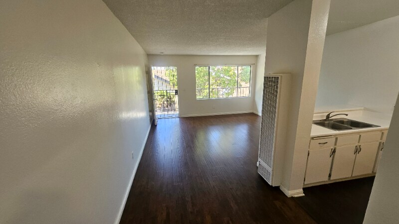 1023 Broad Ave in Los Angeles, CA - Building Photo