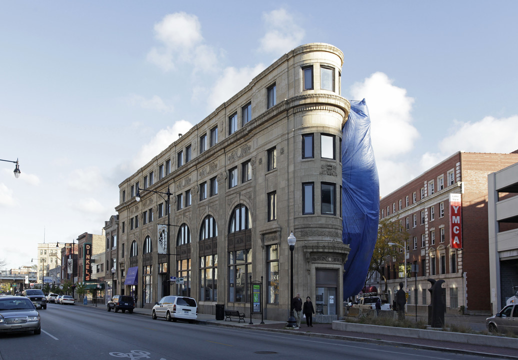 Brundge Bldg Loft in Chicago, IL - Building Photo