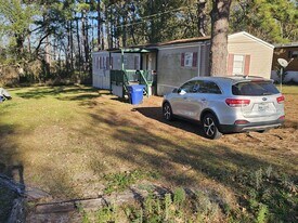 115 Mary Ave in Huntsville, TX - Building Photo