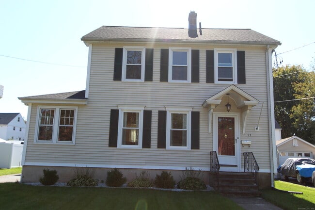 21 Dale Rd in Wethersfield, CT - Building Photo - Building Photo
