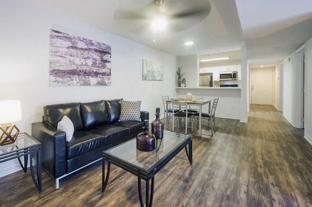 Lexington Crossing Apartments in Gainesville, FL