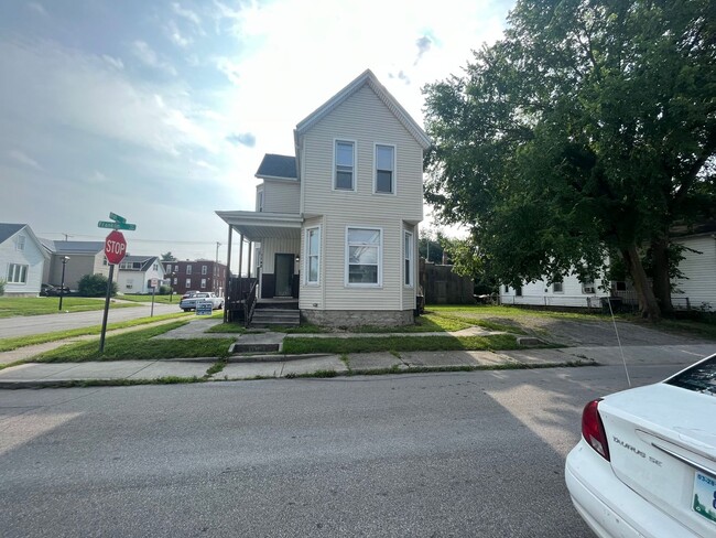 property at 1148 Franklin Ave