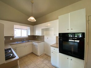 3194 S 89th E Ave in Tulsa, OK - Building Photo - Building Photo