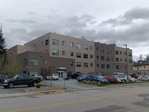 3039 Clinton Dr in Juneau, AK - Building Photo - Building Photo