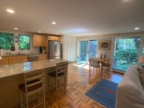 27R Eliot St, Unit 1 in Boston, MA - Foto de edificio - Building Photo