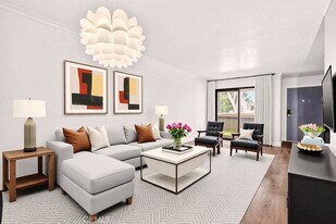 2820 N Arcadia Ct, Unit 205 in Palm Springs, CA - Building Photo