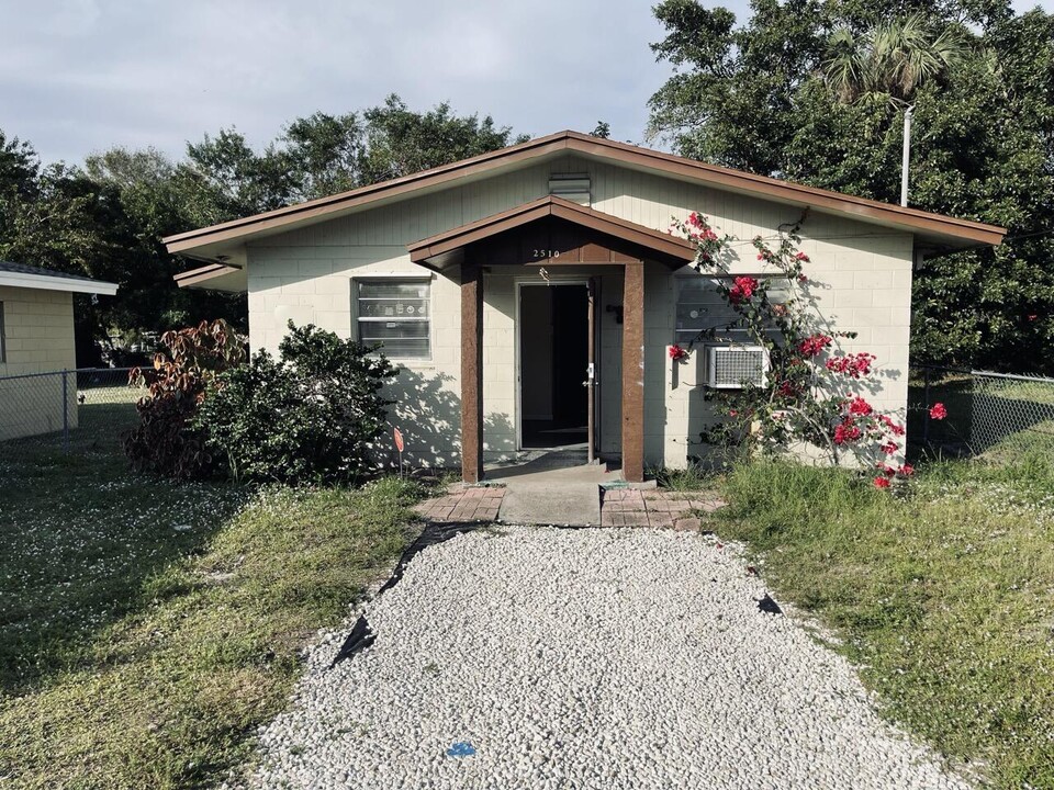 2510 Ave I in Fort Pierce, FL - Building Photo