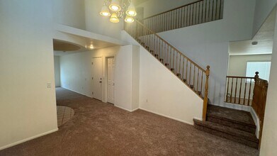 4956 Groveland Ave in Las Vegas, NV - Building Photo - Building Photo