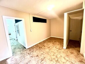 30 Knapp Ave in Middletown, NY - Building Photo - Building Photo