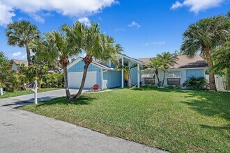 905 Sandy Oaks Dr in Jupiter, FL - Building Photo - Building Photo