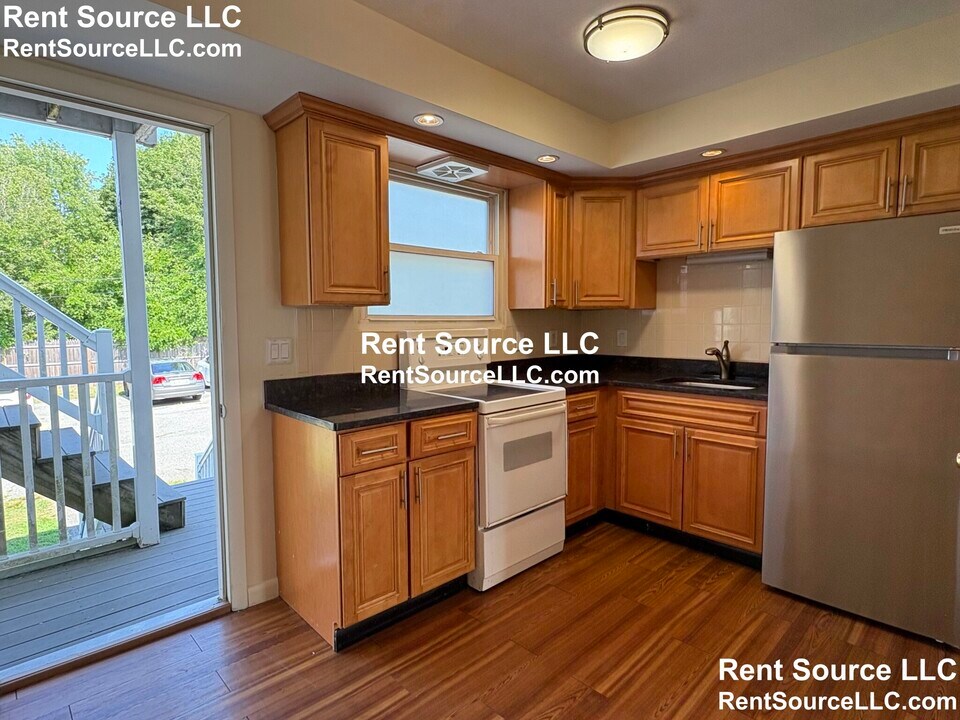 123 Clifton St in Cambridge, MA - Building Photo