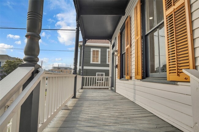 property at 614 11th St