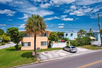 650 70th Ave in St Pete Beach, FL - Building Photo - Building Photo