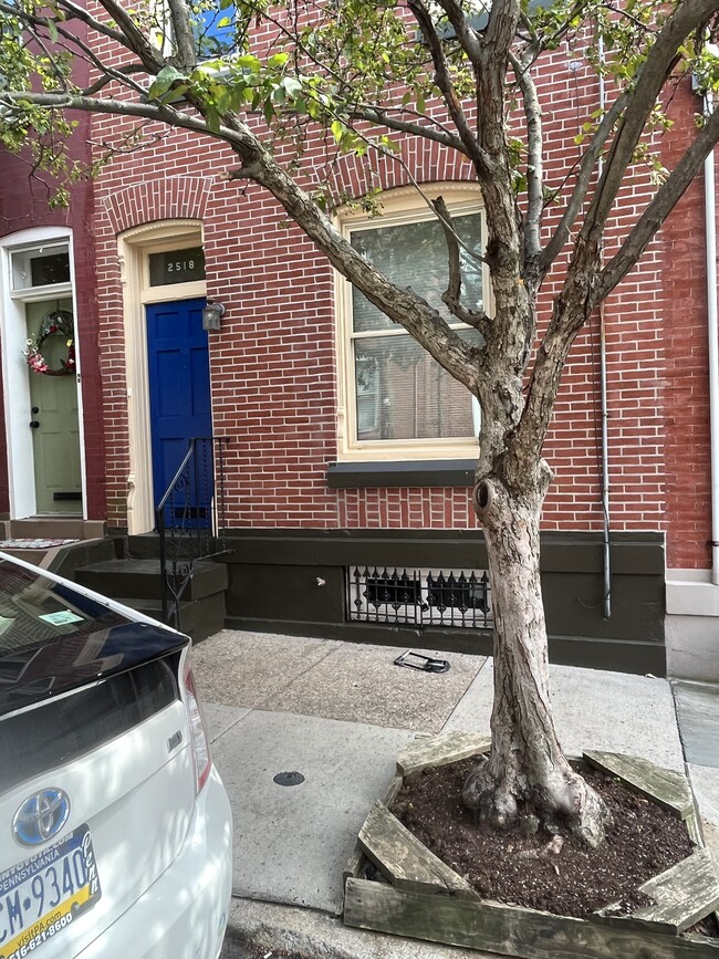 2518 Meredith St in Philadelphia, PA - Building Photo - Building Photo
