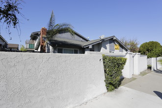 11241 Western Ave in Stanton, CA - Building Photo - Building Photo