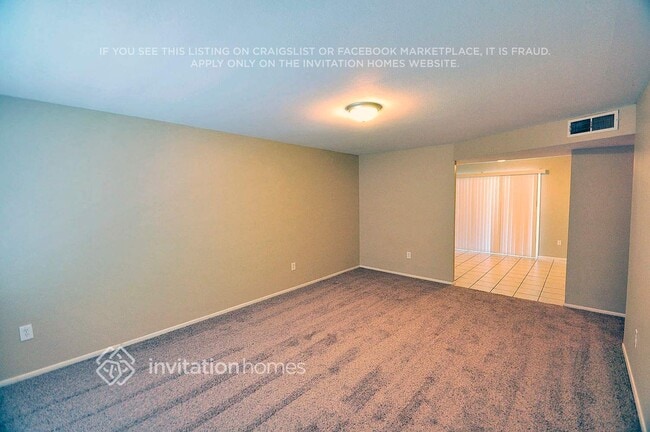 3902 W Camino Acequia in Phoenix, AZ - Building Photo - Building Photo