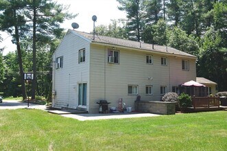 273 Forge Village Rd in Groton, MA - Building Photo - Building Photo