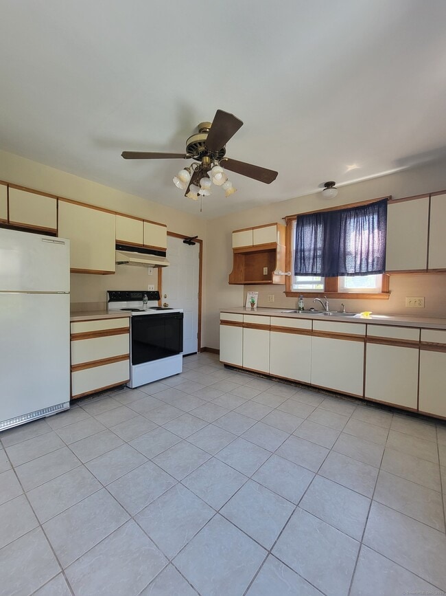 property at 107 Birdsey Ave