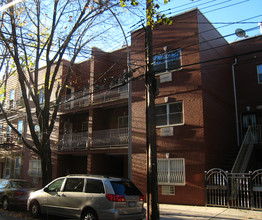 1230-1232 31st Dr in Long Island City, NY - Building Photo - Building Photo