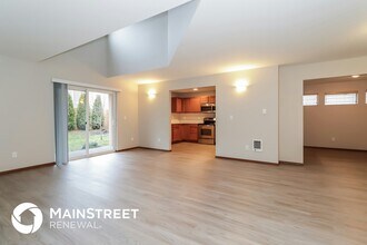 1424 202nd St Ct E in Spanaway, WA - Building Photo - Building Photo