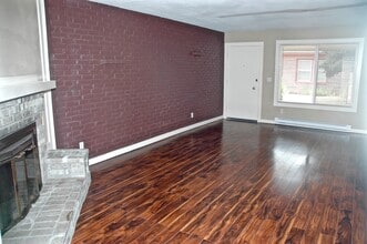7026 SE Woodward in Portland, OR - Building Photo - Building Photo