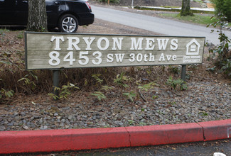 Tryon Mews Apartments in Portland, OR - Building Photo - Building Photo