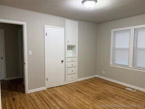 5308 S Madison Ave in Tulsa, OK - Building Photo - Building Photo