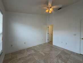 6566 Marlberry Way in Largo, FL - Building Photo - Building Photo