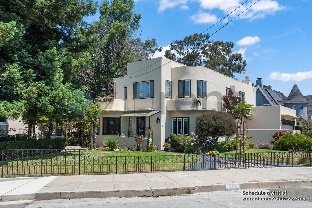 958 Collier Dr in San Leandro, CA - Building Photo