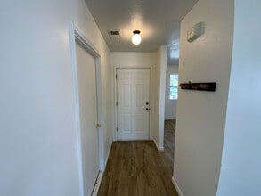 3012 Winston Meadows Dr NE in Rio Rancho, NM - Building Photo - Building Photo