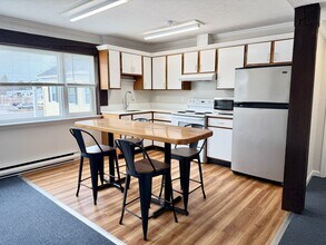 809 Portland Rd in Saco, ME - Building Photo - Building Photo