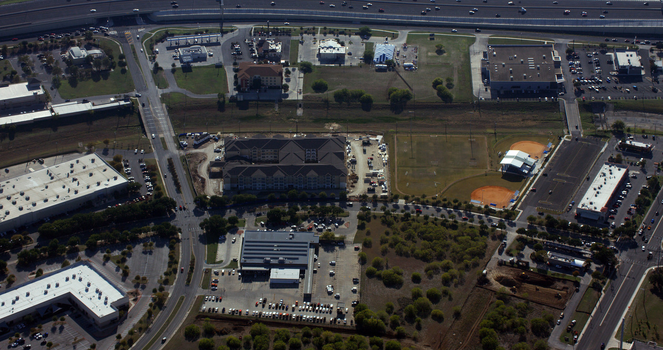 Brookwood Senior Living in San Antonio, TX - Building Photo