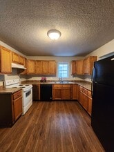 13 Gotham Dr in Arden, NC - Building Photo - Building Photo